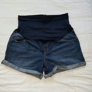Maternity shorts